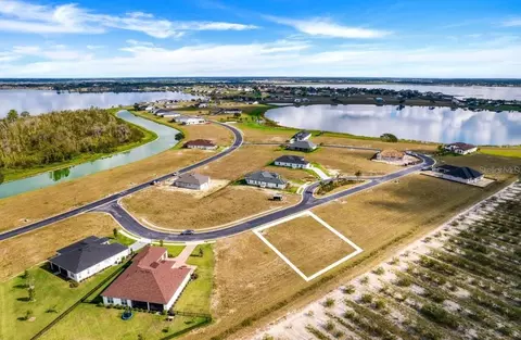 351 Spinnaker Ct, Auburndale, FL 33823