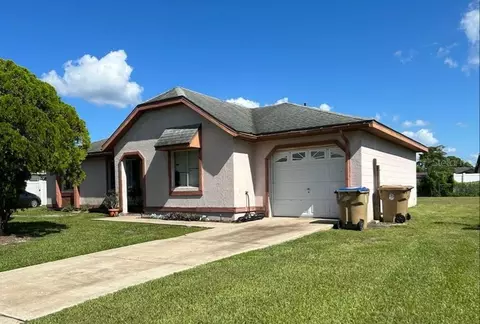 510 Royal Palm Dr, Kissimmee, FL 34743