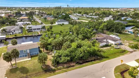 727 Marlin Dr, Punta Gorda, FL 33950