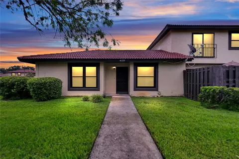429 Hunter Cir, Kissimmee, FL 34758