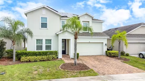 585 Sardinia Cir, Davenport, FL 33837