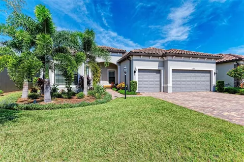 17919 Littleton Pl, Bradenton, FL 34202