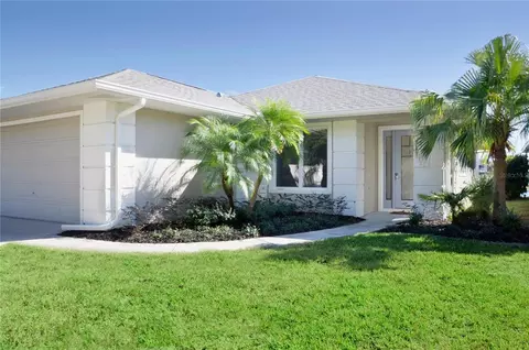 8518 Blue Horizon Ct, Kissimmee, FL 34747