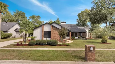 2028 Palm View Dr, Apopka, FL 32712