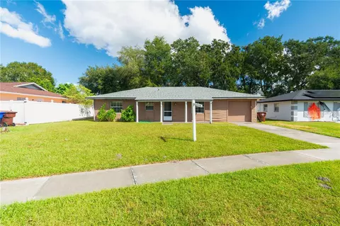 2119 N Seminole St, Kissimmee, FL 34744