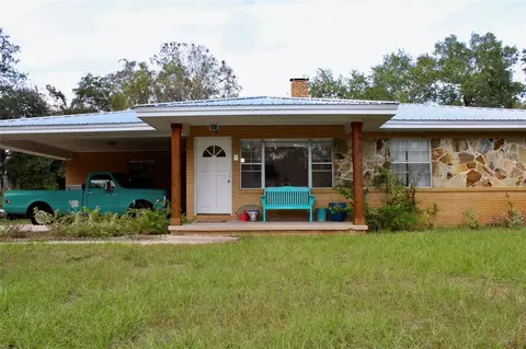 300 Shady Ln, Orange City, FL 32763