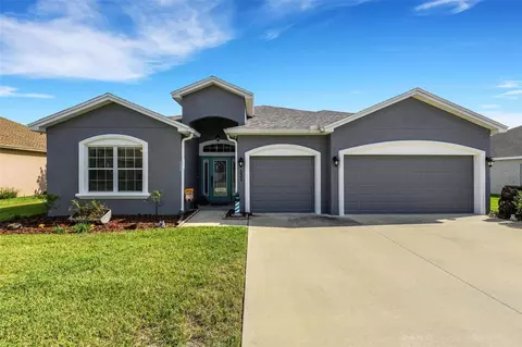 531 Auburn Hill Blvd, Auburndale, FL 33823