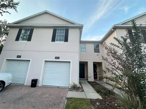 10642 Regent Square Dr #1302, Orlando, FL 32825