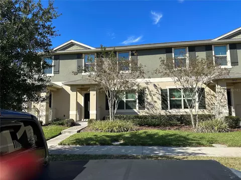1861 Red Canyon Dr, Kissimmee, FL 34744