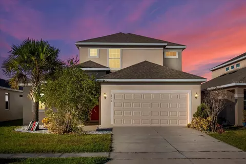 612 Star Magnolia Dr, Kissimmee, FL 34744