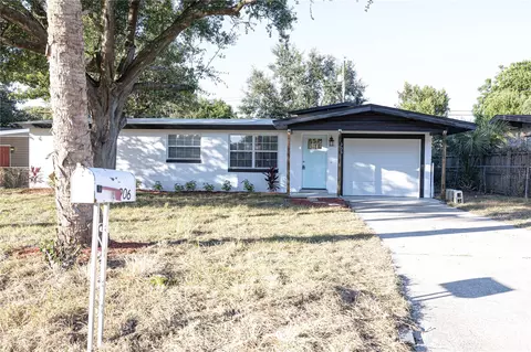 906 Center St, Ocoee, FL 34761