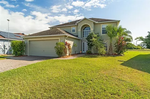 2113 Blackstone Landing Dr, Kissimmee, FL 34758