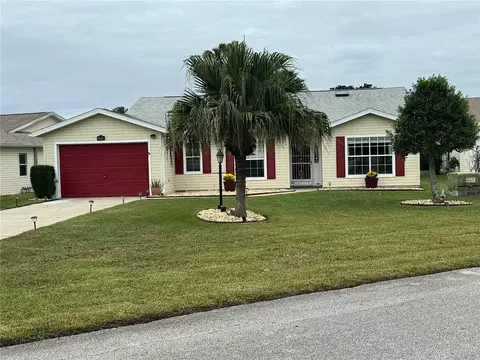 24819 Pine Hl, Leesburg, FL 34748