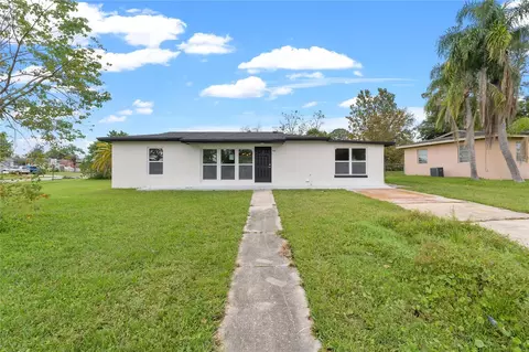 902 Saxon Blvd, Deltona, FL 32725