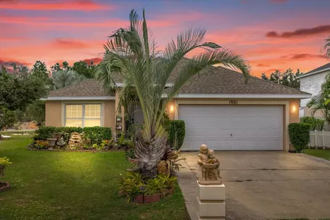 1901 Myakka Ct, Poinciana, FL 34759