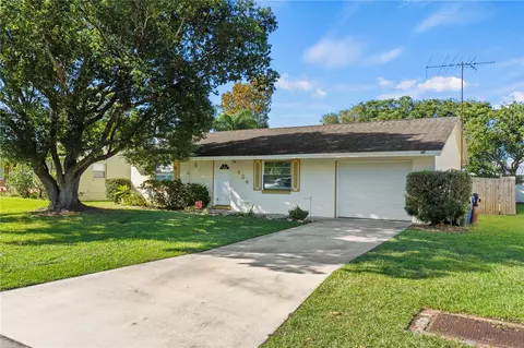 424 Montana Ave, Saint Cloud, FL 34769