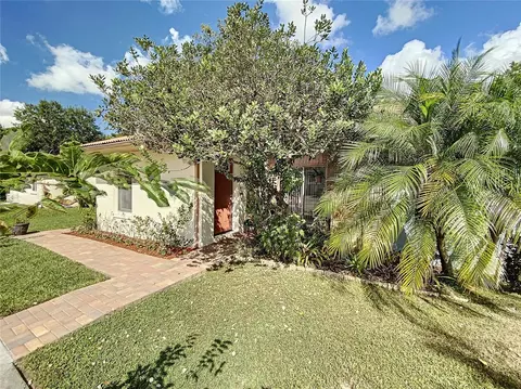 1325 Ravida Cir, Orlando, FL 32825