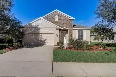 203 Compass Rose Dr, Groveland, FL 34736