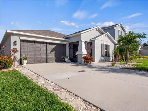 10114 Paradise Fish Dr, Riverview, FL 33578