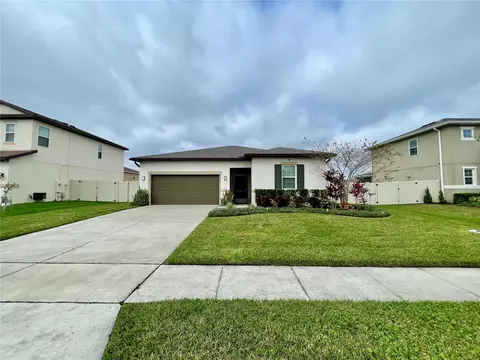 2390 Wadeview Loop, Saint Cloud, FL 34769