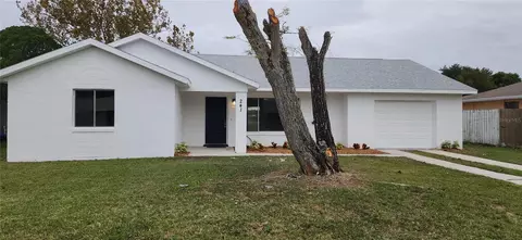 241 E Cedarwood Cir, Kissimmee, FL 34743