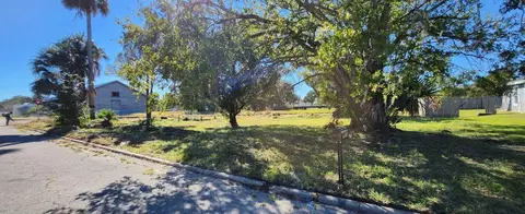 1110 S Holly Ave, Sanford, FL 32771
