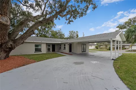 2256 Nottingham Rd, Lakeland, FL 33803