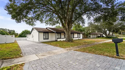 6807 Sugarbush Dr, Orlando, FL 32819