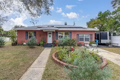 230 Townsend Ave, Lake Wales, FL 33853