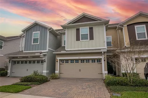 972 E 10th St, Apopka, FL 32703