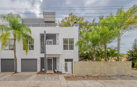 2418 W Stroud Ave, Tampa, FL 33629