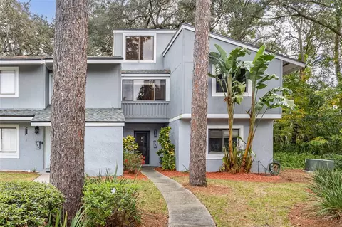 702 Raymond Cir, Altamonte Springs, FL 32714