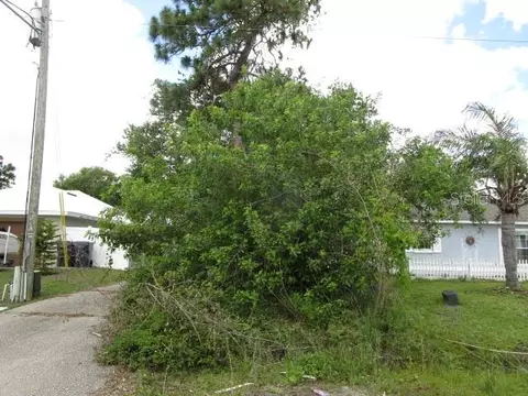 644 Jaguar Ct, Poinciana, FL 34759