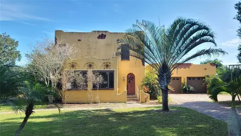 209 Oregon Ave, Saint Cloud, FL 34769