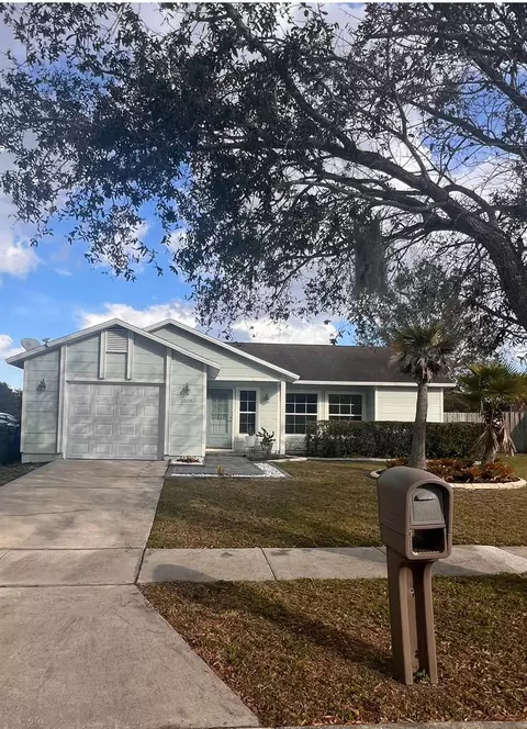 2505 Oak Hollow Dr, Kissimmee, FL 34744