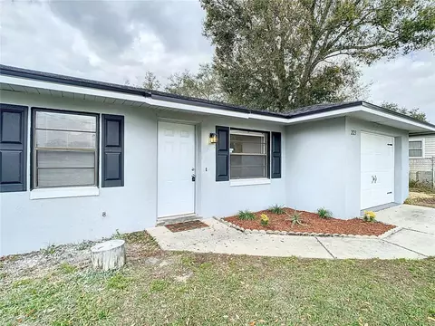 2123 Greenway Dr, Winter Haven, FL 33881