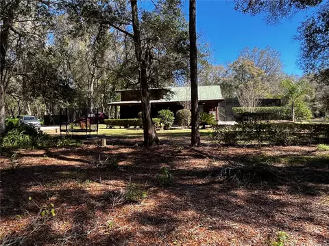 1208 Darcy Rd, Lady Lake, FL 32159