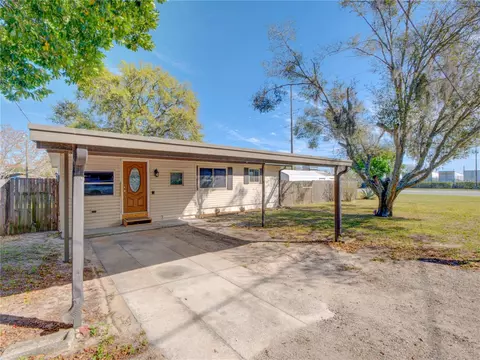 617 Lemon St, Auburndale, FL 33823