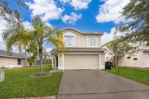 2205 Heathwood Cir, Orlando, FL 32828