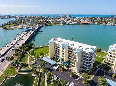 7862 Sailboat Key Blvd S #201, South Pasadena, FL 33707
