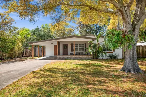 222 Emerald Ln, Largo, FL 33771