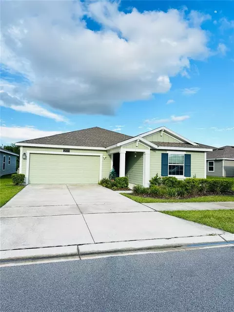 2031 Myrtle Pine St, Kissimmee, FL 34746