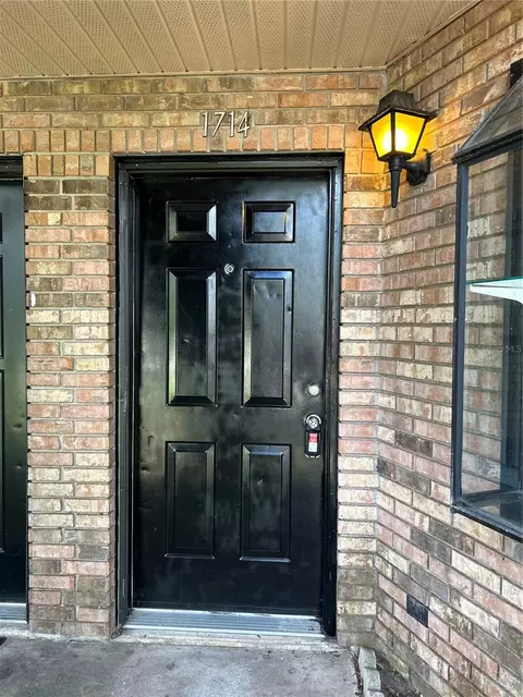 1714 Foxhall Cir #1714, Kissimmee, FL 34741