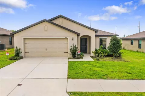1895 Amber Sweet Cir, Dundee, FL 33838
