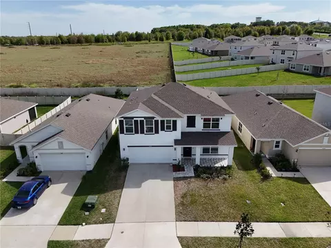 7570 Broad Pointe Dr, Zephyrhills, FL 33540