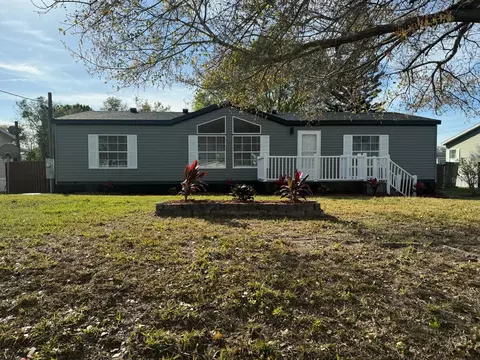 3707 Silver Lake Dr, Kissimmee, FL 34744