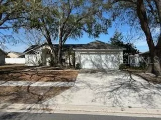 325 Drake Elm Dr, Kissimmee, FL 34743