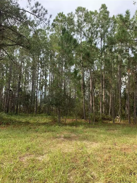 1120 Poinciana Dr, Indian Lake Estates, FL 33855