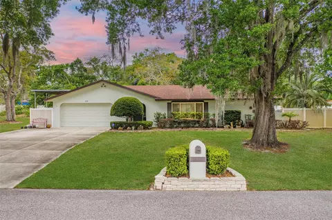 1434 Paula Dr, Apopka, FL 32703
