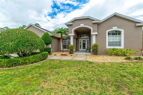 9451 Whispering Meadows Ln, Orlando, FL 32825